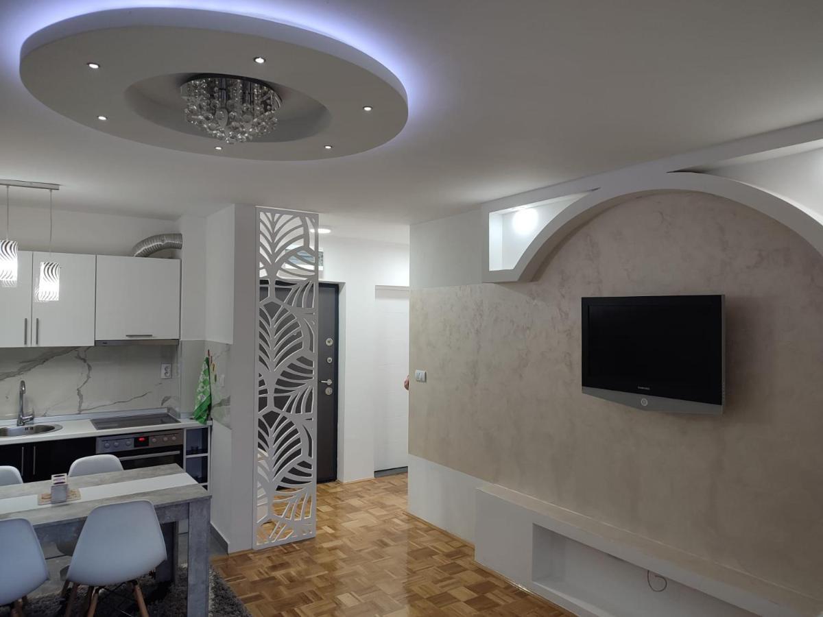 Apartament Stan Na Dan Elena Lukavica Zewnętrze zdjęcie